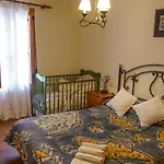 Casa Mercedes-puertomingalvo