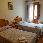 Semesterbostad Casa Mercedes-puertomingalvo Puertomingalvo