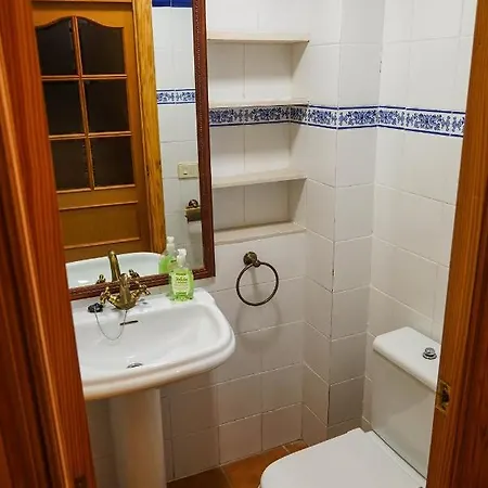 בית נופש Casa Mercedes-puertomingalvo *