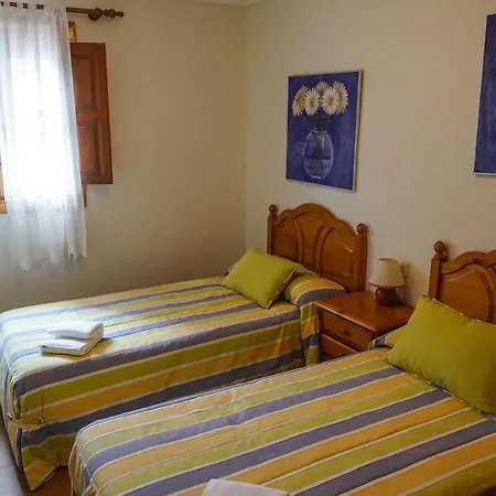 Casa Mercedes-puertomingalvo