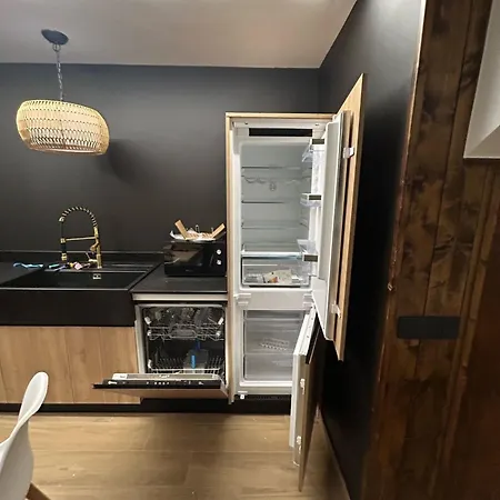 Casa Mercedes-puertomingalvo