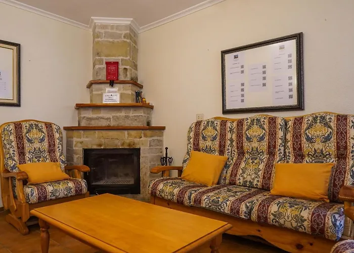 Casa Mercedes-puertomingalvo * Puertomingalvo